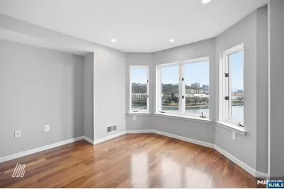 504 Nelson Court, Edgewater, NJ 07020 - Photo 29