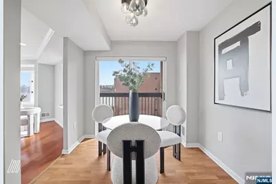 504 Nelson Court, Edgewater, NJ 07020 - Photo 15