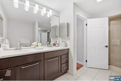 504 Nelson Court, Edgewater, NJ 07020 - Photo 25