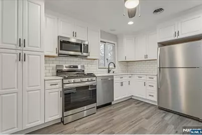 35 Field Road 2 #2, Maplewood, NJ 07040 - Photo 7