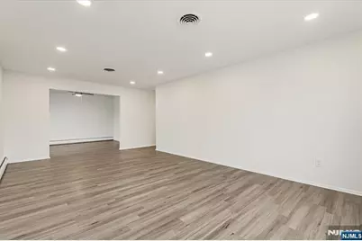 35 Field Road 2 #2, Maplewood, NJ 07040 - Photo 3