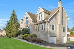 1 Laurel Ct, Oakland, NJ 07436 - Photo 3