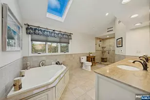 1 Laurel Ct, Oakland, NJ 07436 - Photo 33