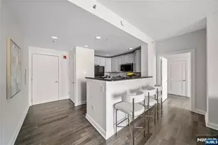 6404 City Pl, Edgewater, NJ 07020 - Photo 5