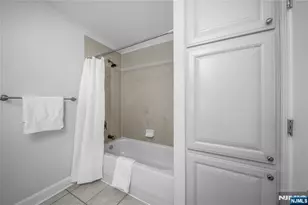 6404 City Pl, Edgewater, NJ 07020 - Photo 19