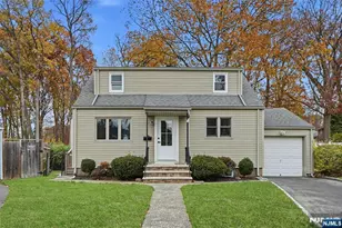 20 Dojean Ct, Bergenfield, NJ 07621 - Photo 1