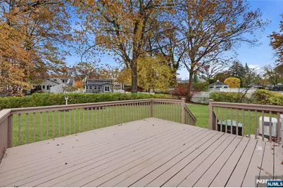 20 Dojean Court, Bergenfield, NJ 07621 - Photo 27