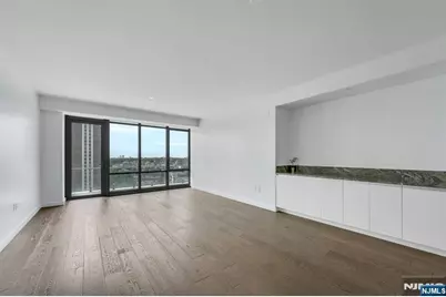 320 Adolphus Avenue 1009A #1009A, Cliffside Park, NJ 07010 - Photo 15