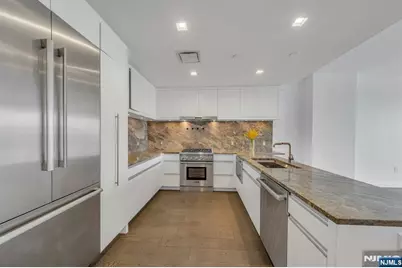 320 Adolphus Avenue 1009A #1009A, Cliffside Park, NJ 07010 - Photo 9