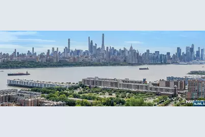 320 Adolphus Avenue 1009A #1009A, Cliffside Park, NJ 07010 - Photo 3