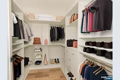 24 Shrewsbury Drive, Livingston, NJ 07039 - Photo 25