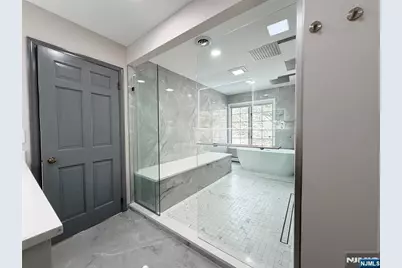 850 Ridgewood Avenue, Oradell, NJ 07649 - Photo 29