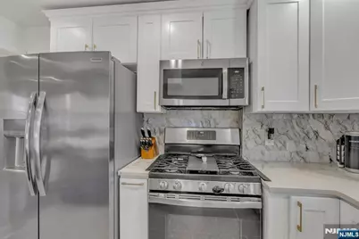 590 North Street, Teaneck Township, NJ 07666 - Photo 9