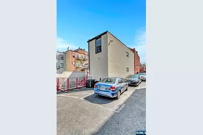 308 38th Street, Union City, NJ 07087 - Photo 35