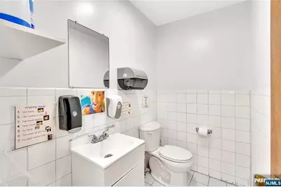 308 38th Street, Union City, NJ 07087 - Photo 13