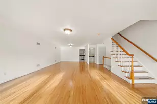 29 Prospect St, Palisades Park, NJ 07650 - Photo 7