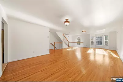 29 Prospect Street, Palisades Park, NJ 07650 - Photo 3