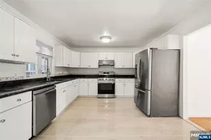 29 Prospect St, Palisades Park, NJ 07650 - Photo 11