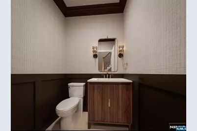 1099 Rosse Avenue, New Milford, NJ 07646 - Photo 7