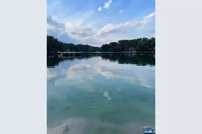 28 Woodside Drive, West Milford, NJ 07480 - Photo 35