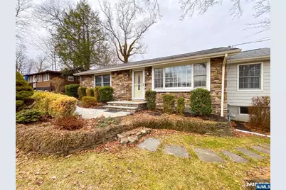 28 Woodside Drive, West Milford, NJ 07480 - Photo 3