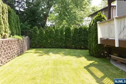 382 Mayer Court 1 #1, Ridgefield, NJ 07657 - Photo 19