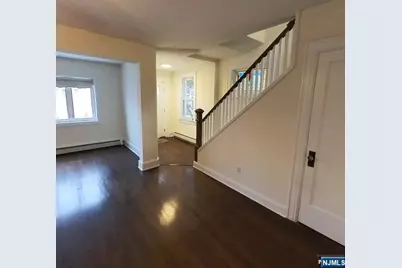 508 Fairview Terrace, Ridgefield, NJ 07657 - Photo 3