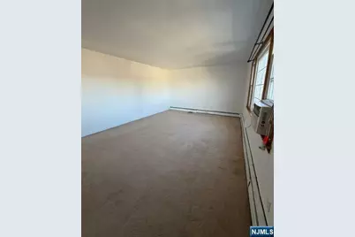 6 Maitland Place 2 #2, Garfield, NJ 07026 - Photo 5