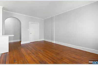 821 Bergen Avenue B12 #B12, Jersey City, NJ 07306 - Photo 7