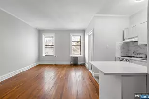 821 Bergen Ave B12, Jersey City, NJ 07306 - Photo 1