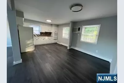 30 Chobot Lane 2 #2, Elmwood Park, NJ 07407 - Photo 3