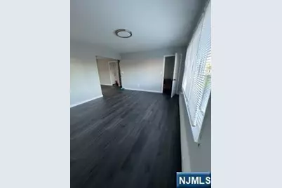 30 Chobot Lane 2 #2, Elmwood Park, NJ 07407 - Photo 7