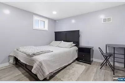 346 Harding Avenue, Clifton, NJ 07011 - Photo 17
