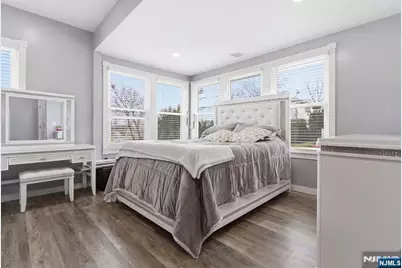 346 Harding Avenue, Clifton, NJ 07011 - Photo 7
