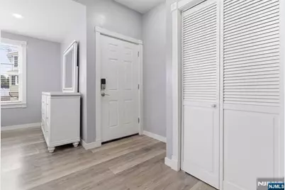 346 Harding Avenue, Clifton, NJ 07011 - Photo 9