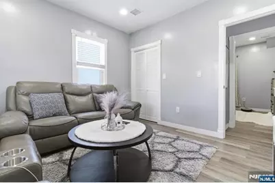 346 Harding Avenue, Clifton, NJ 07011 - Photo 25