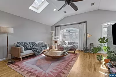 221 Sherman Avenue 2 #2, Jersey City, NJ 07307 - Photo 7