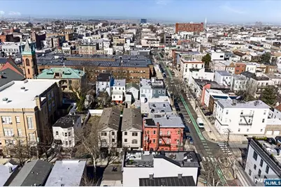 221 Sherman Avenue 2 #2, Jersey City, NJ 07307 - Photo 29