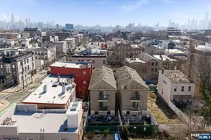 221 Sherman Ave 2, Jersey City, NJ 07307 - Photo 27