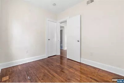 24-26 Irving Avenue, Newark, NJ 07112 - Photo 31