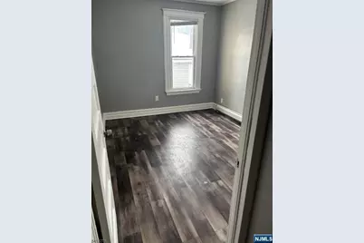 110 19th Street, East Orange, NJ 07017 - Photo 15