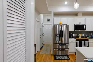 81 Grove St, East Orange, NJ 07017 - Photo 21