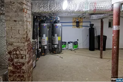 81 Grove Street, East Orange, NJ 07017 - Photo 35