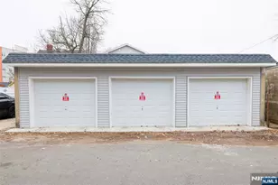 81 Grove St, East Orange, NJ 07017 - Photo 39