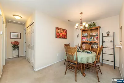 1060 Chedworth Circle, Mahwah, NJ 07430 - Photo 7