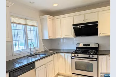 2471 7th Street, Fort Lee, NJ 07024 - Photo 7