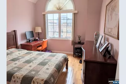 2471 7th Street, Fort Lee, NJ 07024 - Photo 13