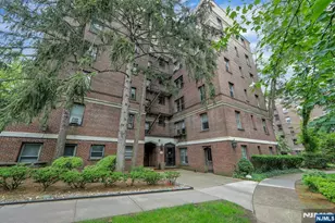 100 E Palisade Ave A24, Englewood, NJ 07631 - Photo 15