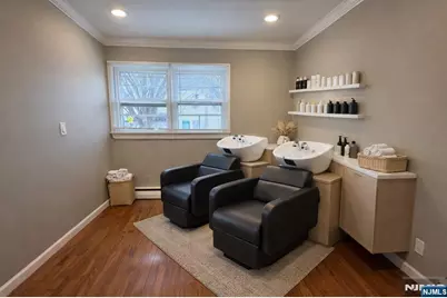 258 Everett Avenue, Wyckoff Township, NJ 07481 - Photo 9