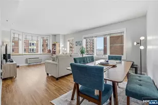 5114 City Pl, Edgewater, NJ 07020 - Photo 1